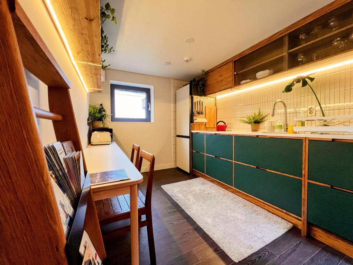 Hhzib, Homestay On A Hill In The Heart Of Seoul - 'Best Seoul Stay 2024' By Séoul Extérieur photo